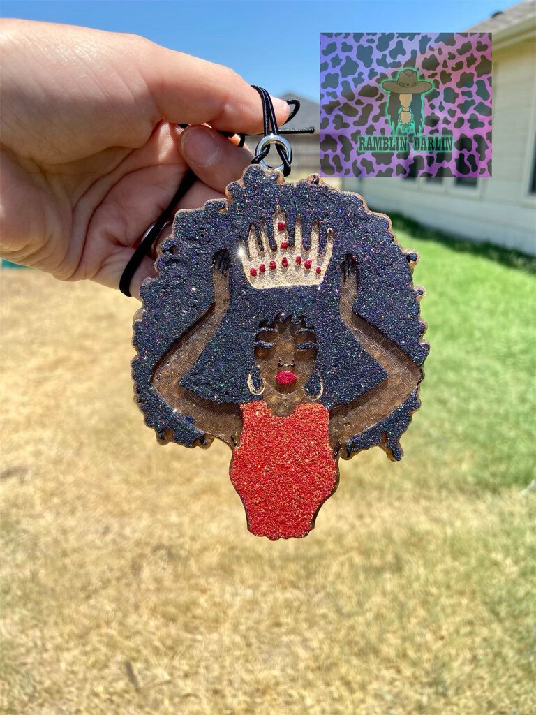 Queen Freshie in Pina Colada Scent