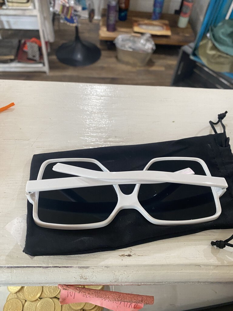 Sunglasses, White Black lens w/bag