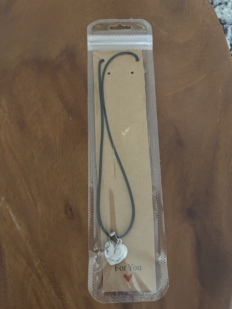 Necklace, crystal Heart Blk/White