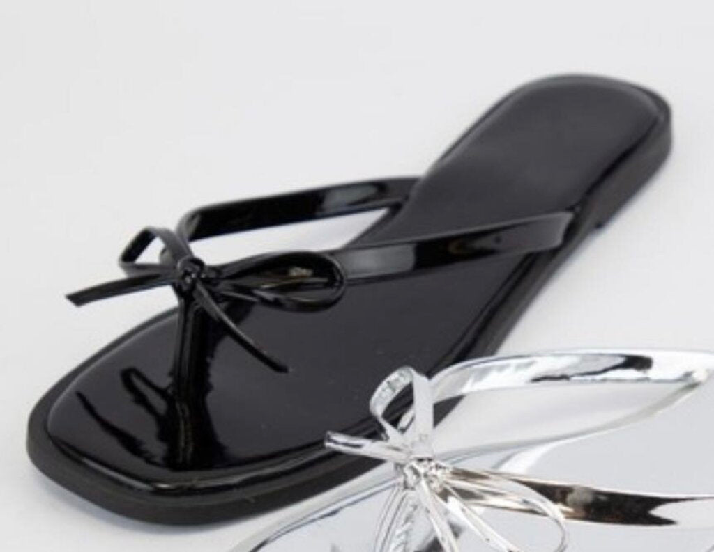 Black Flat Slip On w/Bow