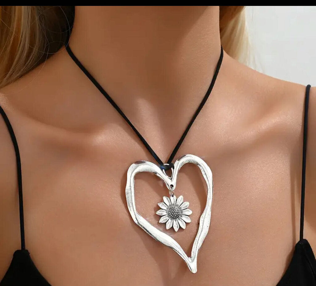 Necklace, Heart/Sunflower on Leather