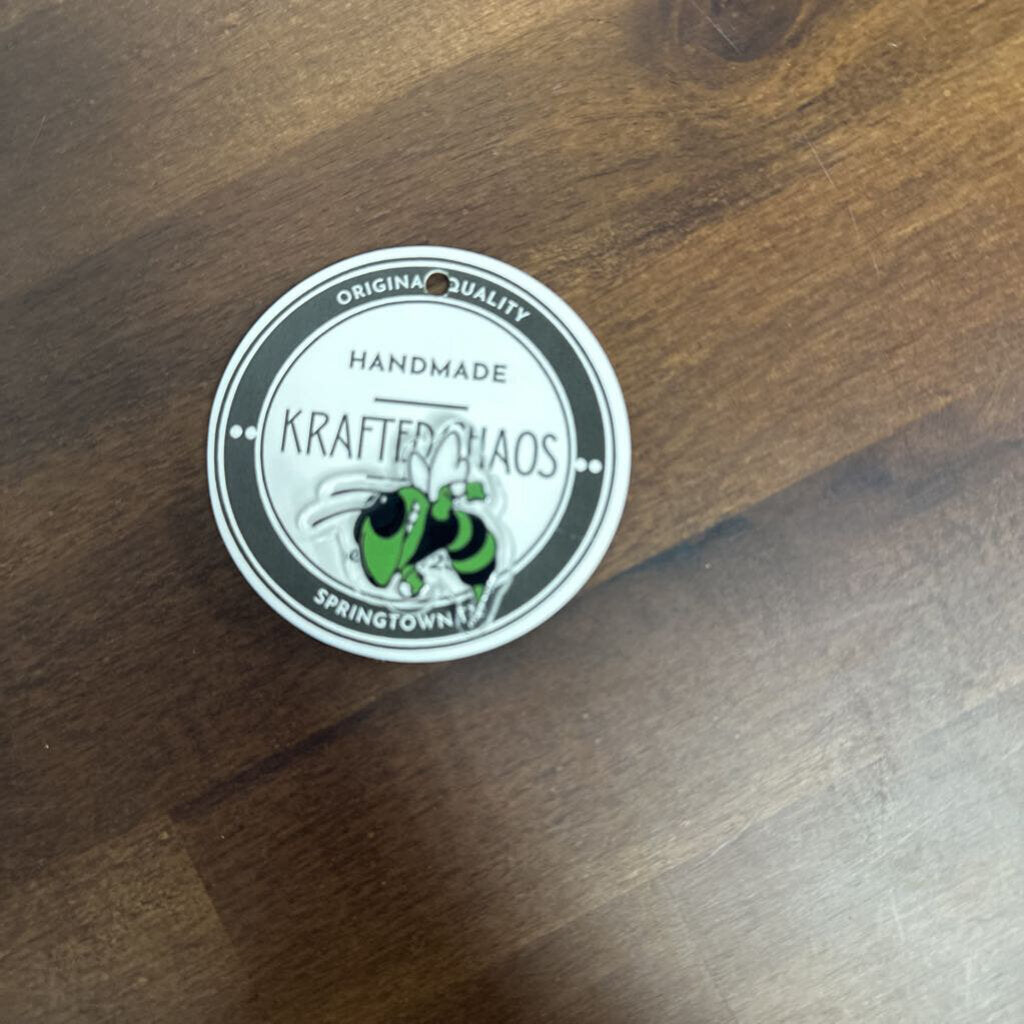 Azle Croc Charm - Buzzy Style 2