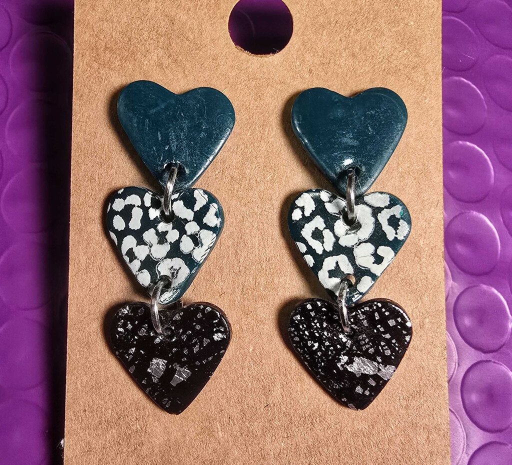 Hornets 3 Drop Hearts