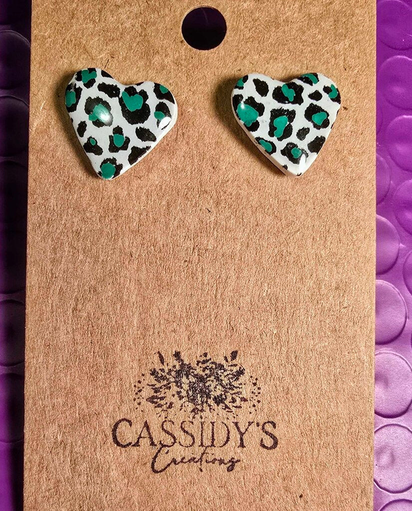 Hornets White Cheetah Heart