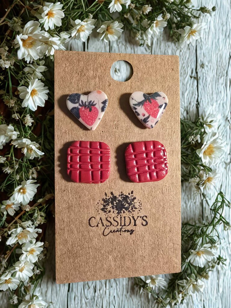Strawberry Heart Stud Pack