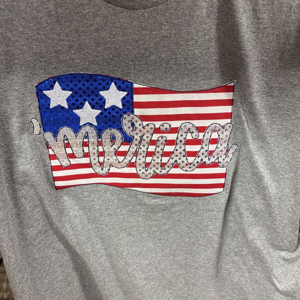 Gray Gildan Merica shirt