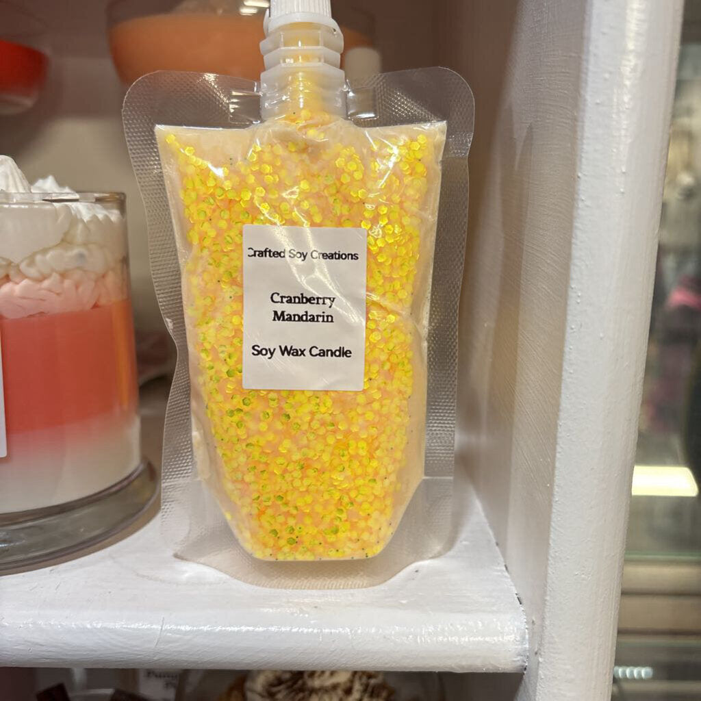 Cranberry and mandarin squeezable