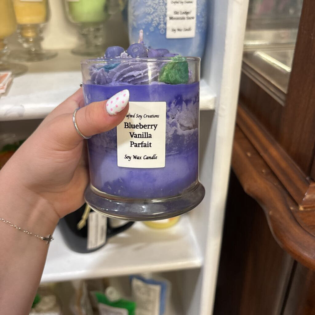 Blueberry vanilla parfait