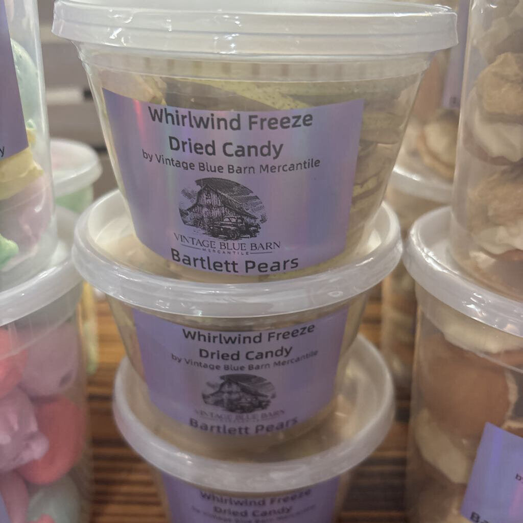 Freeze dried Bartlett pears