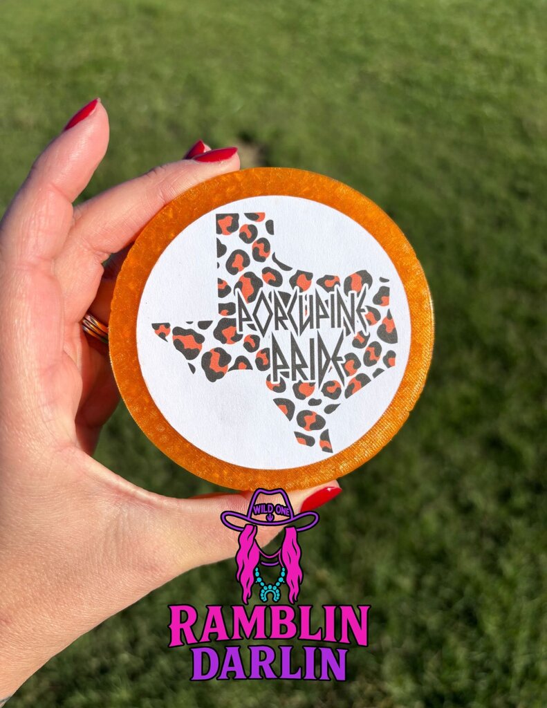 Porcupine Circle Freshie in Leather Scent