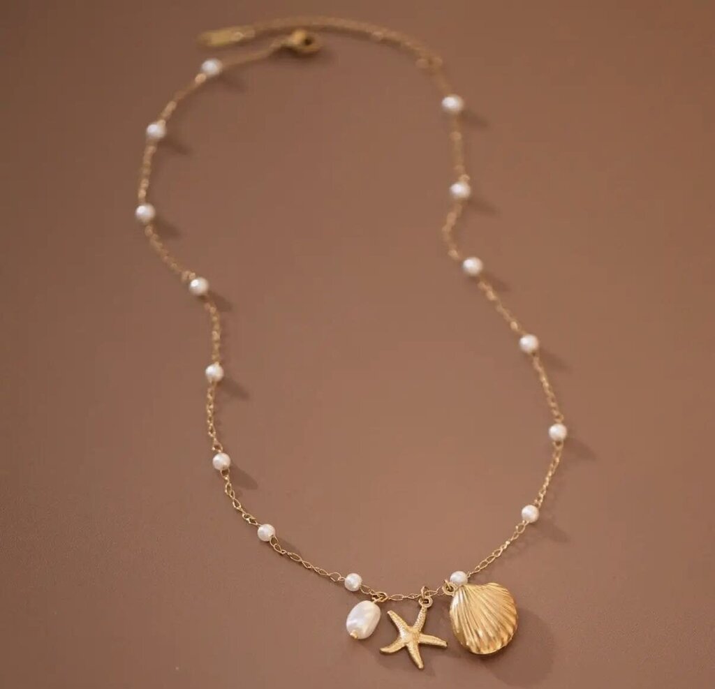 Beachy Pearl Necklace