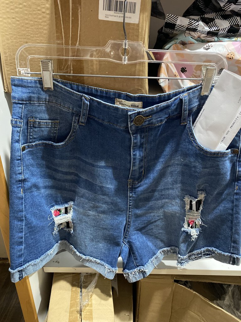 Shorts, Distressed Denim Flowers