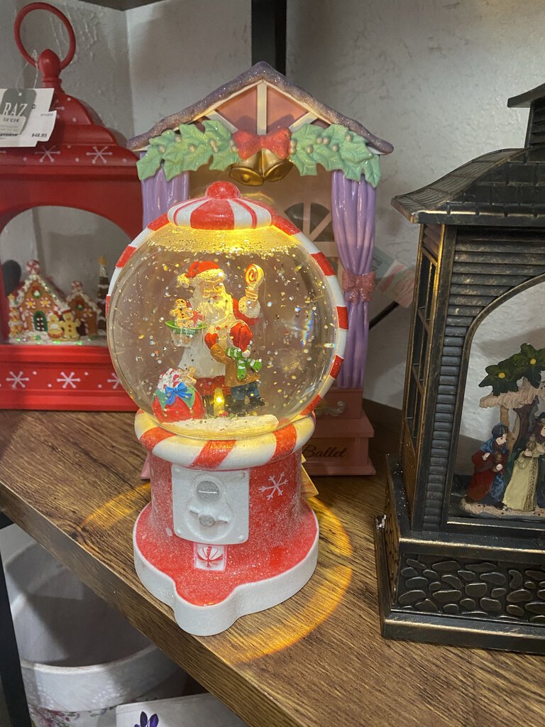 Christmas Snow Globe