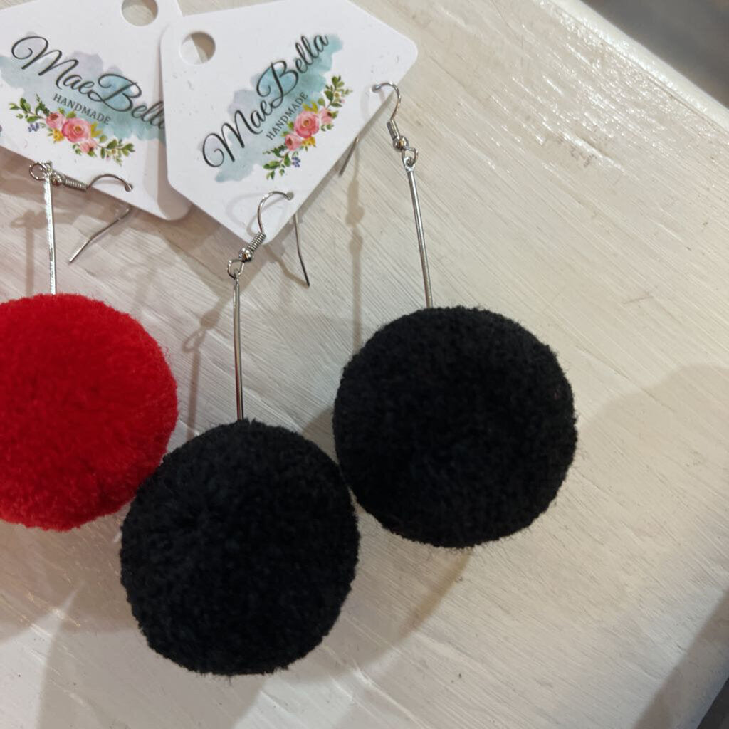 MRK - Pom Pom Earrings