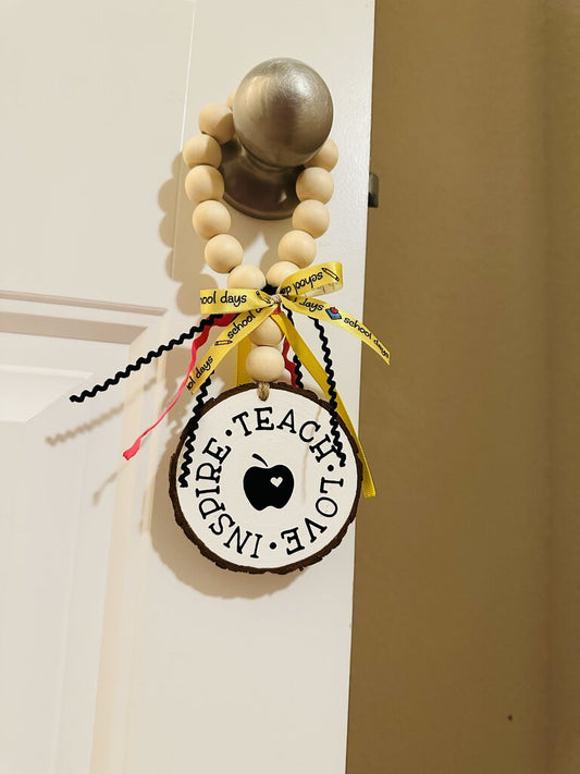 Apple Teach Love Inspire door hanger