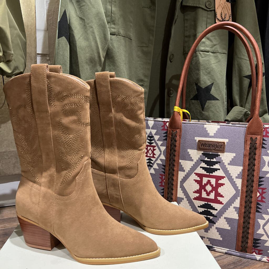 Embroidered Short Boot (Camel)