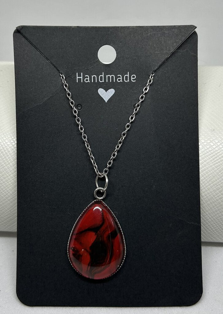 Teardrop Pendant Red