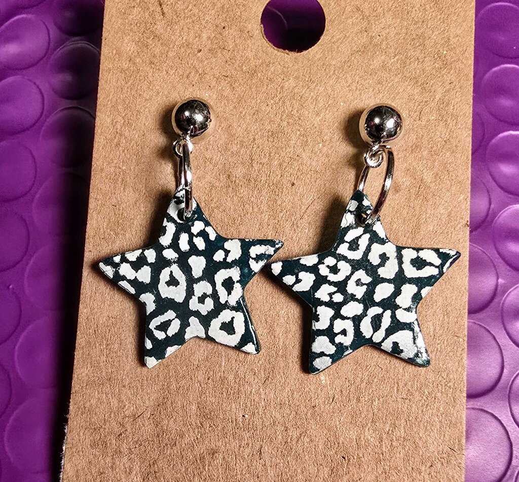 Hornets Star Dangles