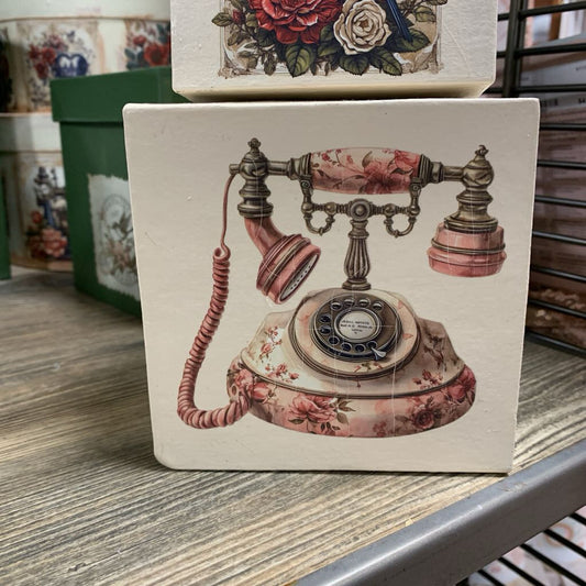 Beige Paper Mache Box w design