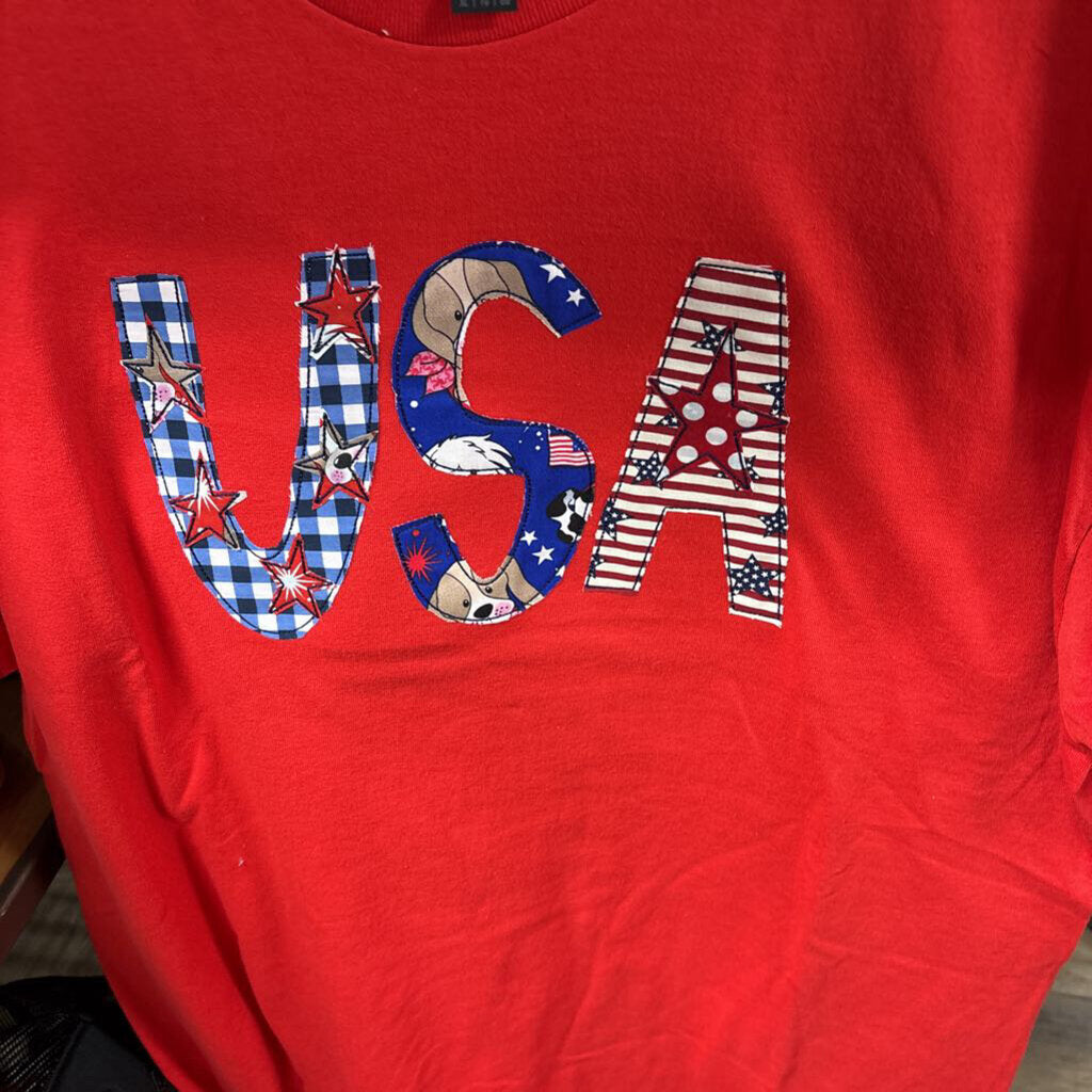 Red Gildan USA shirt