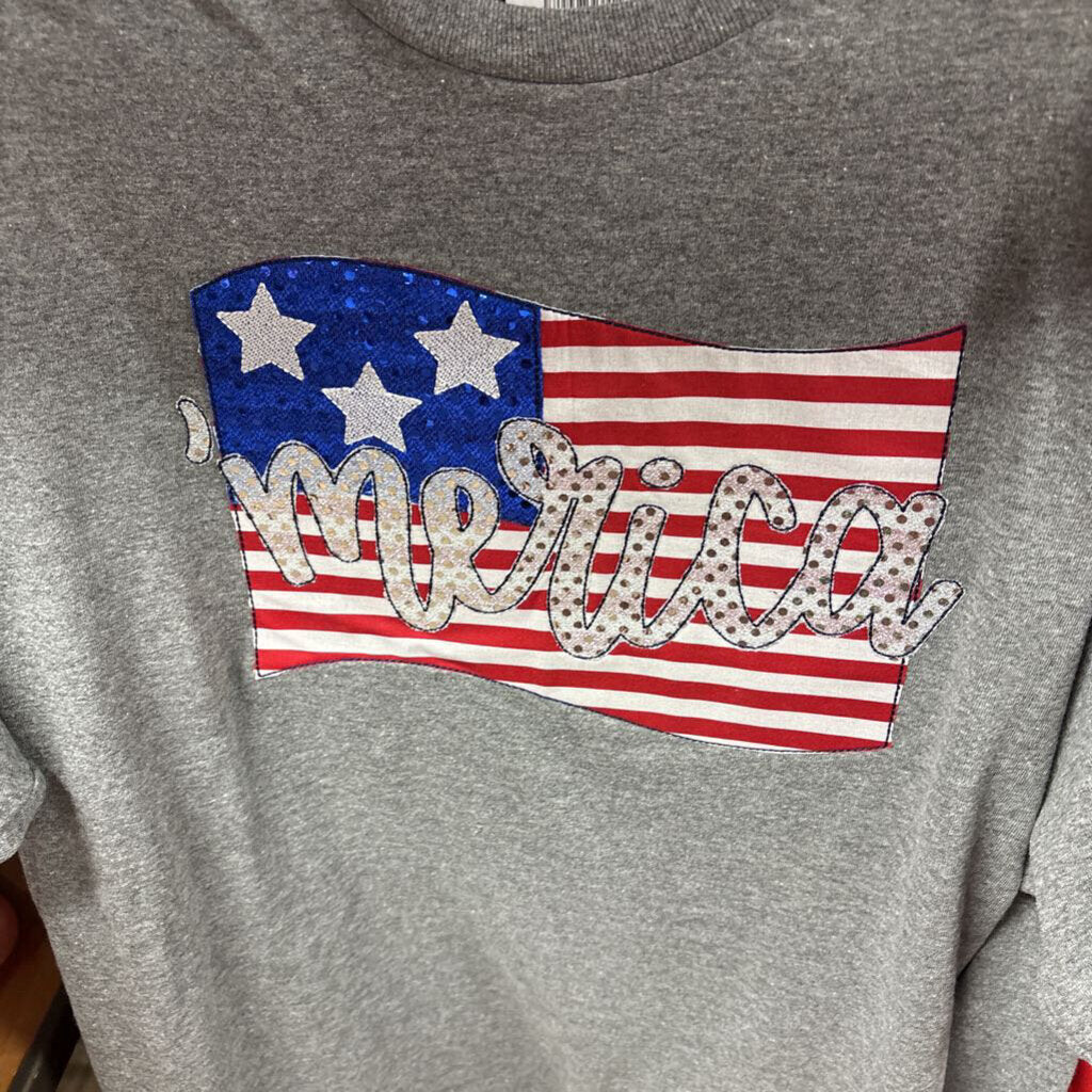 Gray Gildan Merica shirt