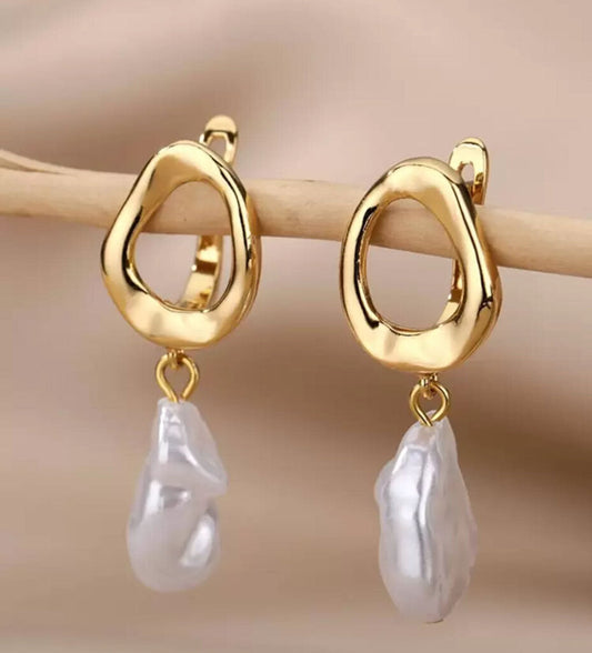 Earrings, Baroque Pearl