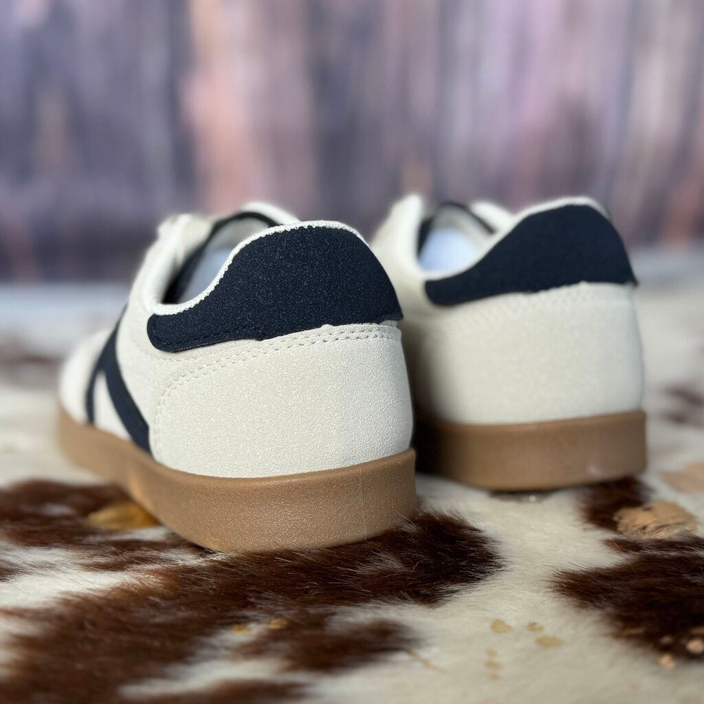 The Outrider Sneaker - 6