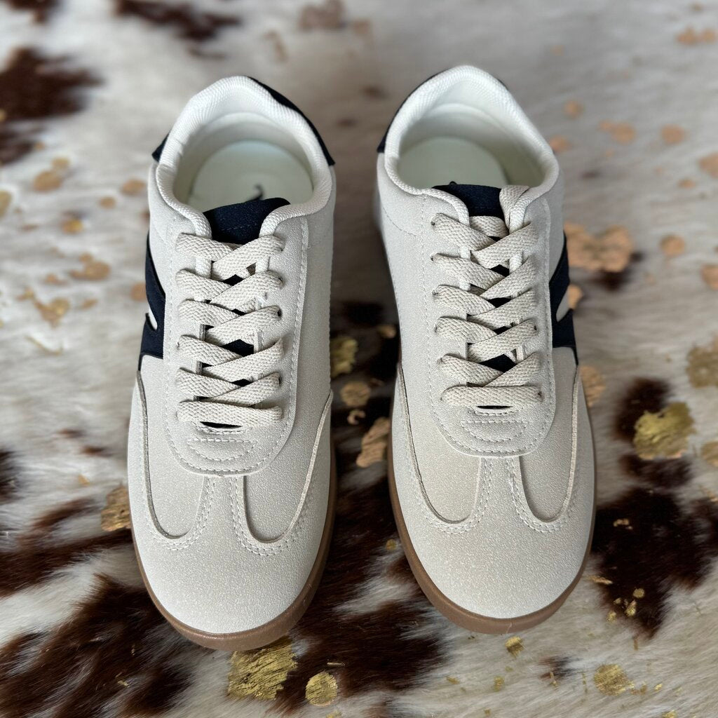 The Outrider Sneaker - 8