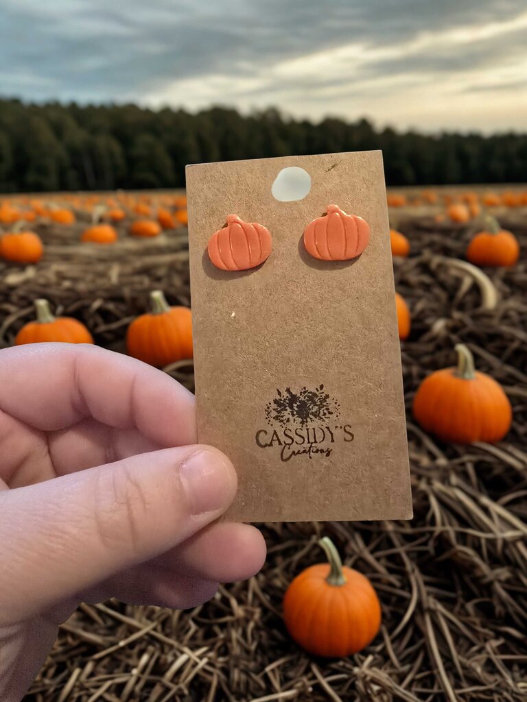 Pumpkin Studs