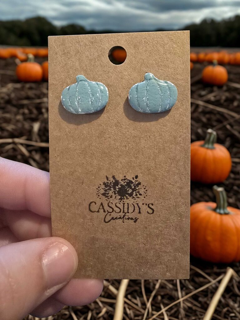 Pumpkin Studs