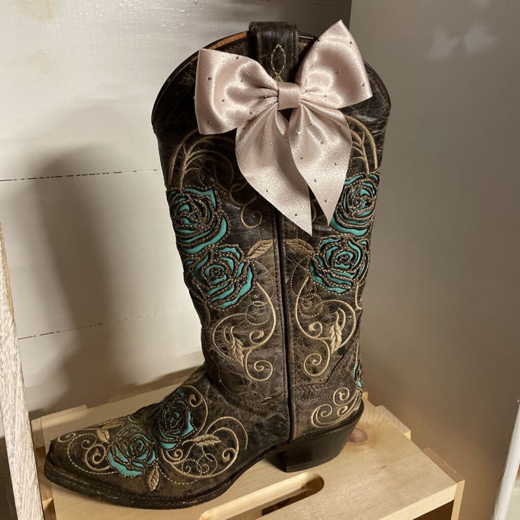 Boot Bows