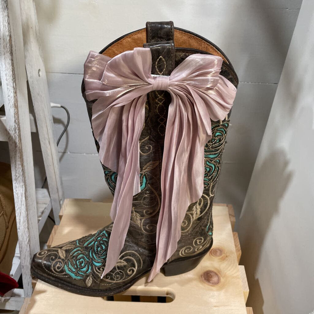 Boot Bows
