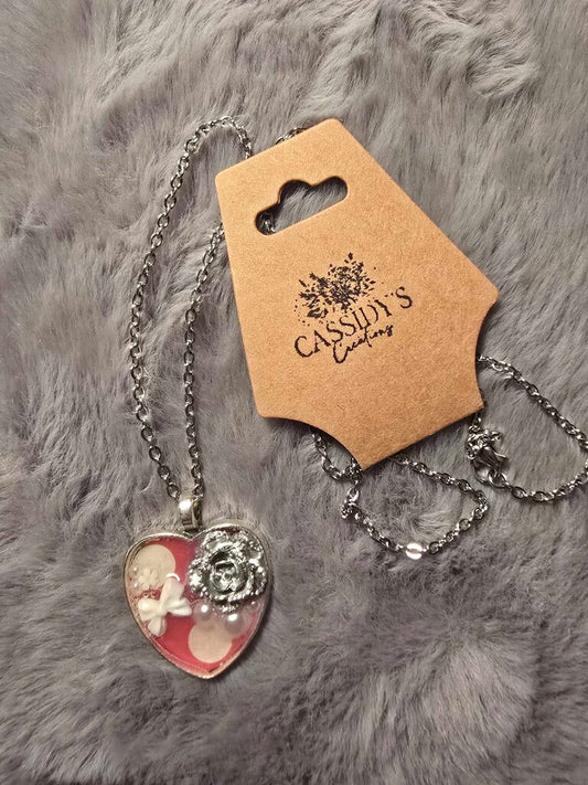 Heart rose necklace