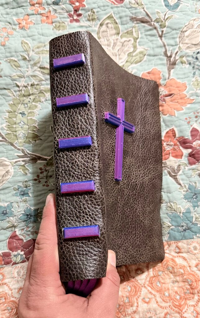 Pebble Grain Cowhide/3D Print Bible rebind with lambskin lining of a Thomas Nelson Single Column KJV