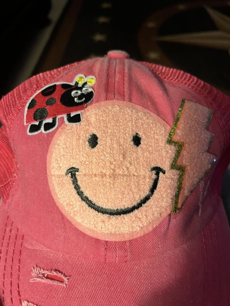 HAT-PINK SMILE FACE