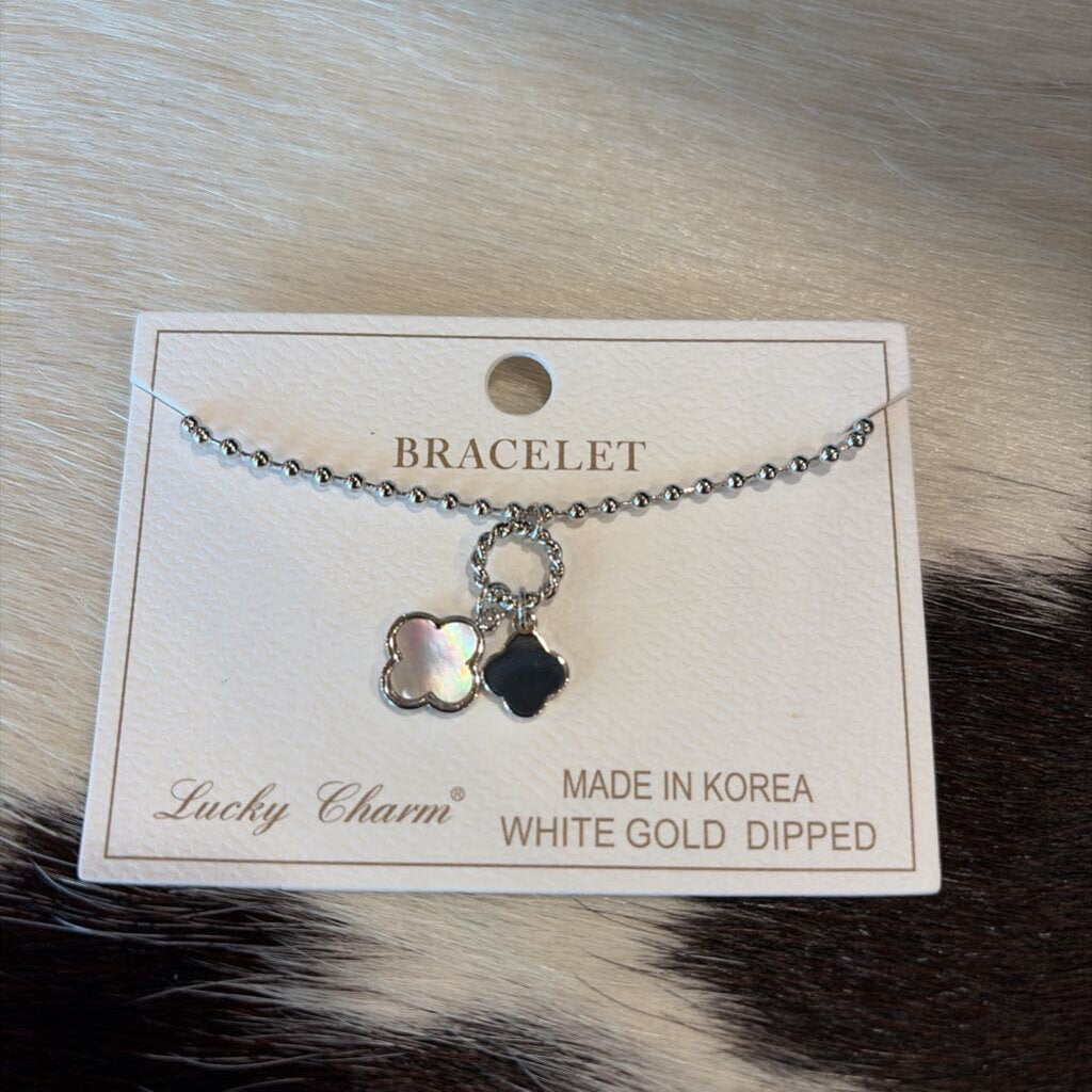 Clover Pearl Charm Bracelet