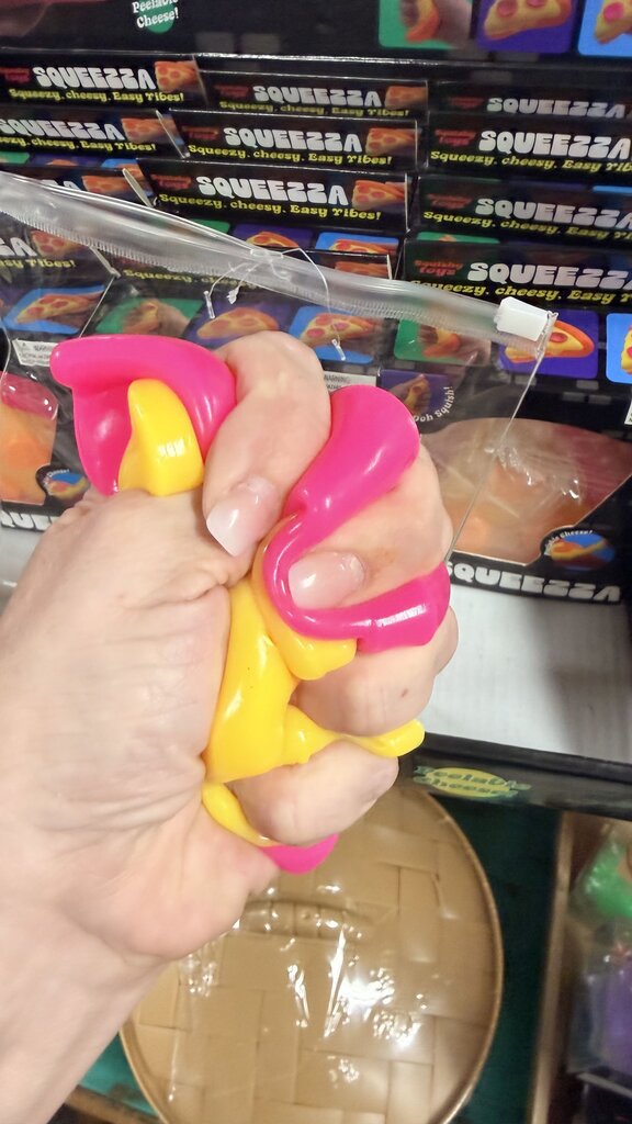 SQUISH - Sticky Pizza (peels apart)