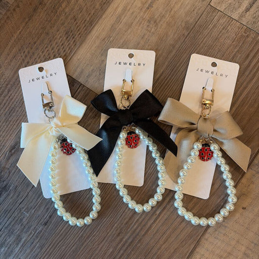Ladybug Pearl Bow Keychain