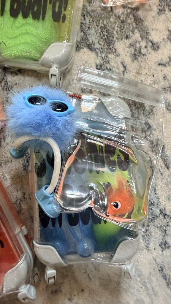 Luggage Squishy Gift Set - 2 Squishies and more included