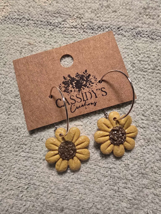 Small Sunflower Hoops Y