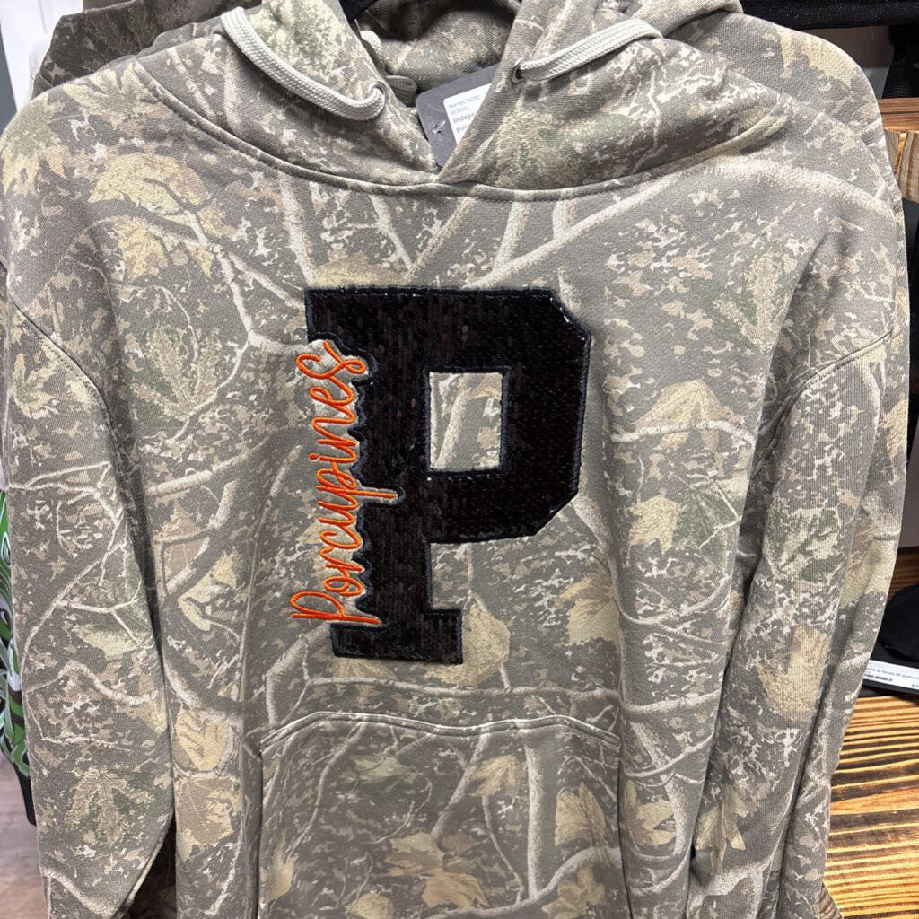 Independent camo hoodie w sequin p porcupines applique