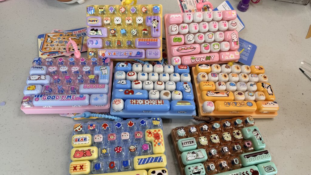 26-Key Keyboard Fidget Clicker