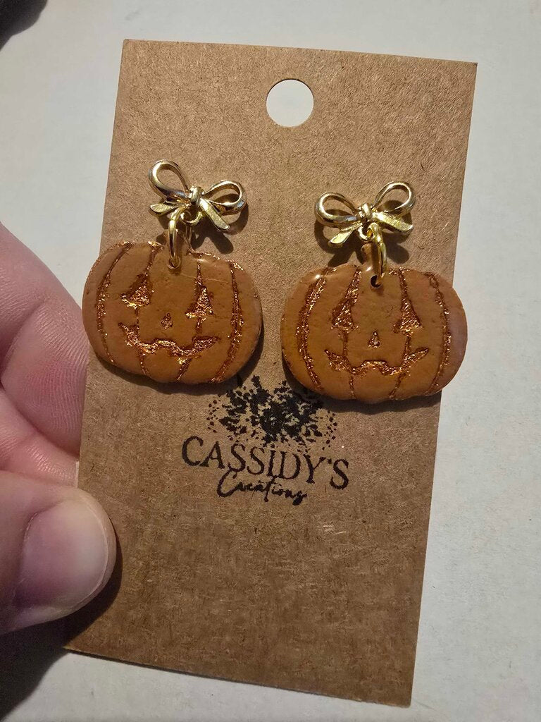 Bow Pumpkin Resin