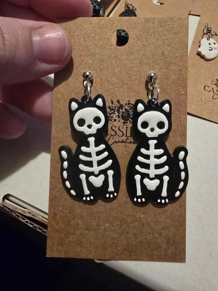 Skeleton Cats